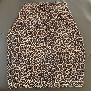 Leopard skirt